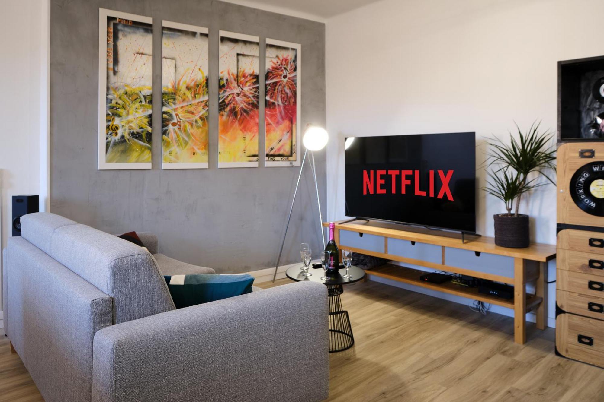 Magnifique*T4*Centre Ville*Wifi*Billard*Netflix* ليمو المظهر الخارجي الصورة